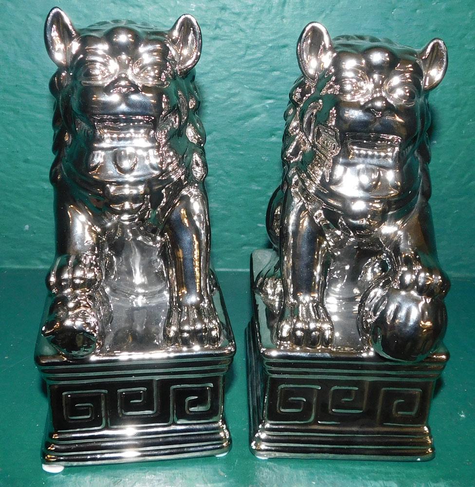 Pair Silver Luster Foo Dog Bookends (1 of 4)