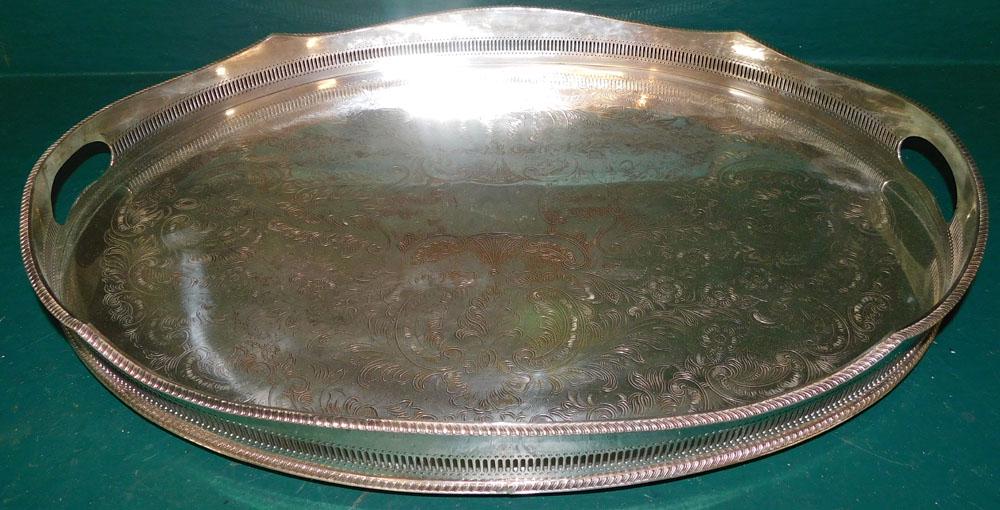 Sheffield Oval Serving Tray (1 of 2)