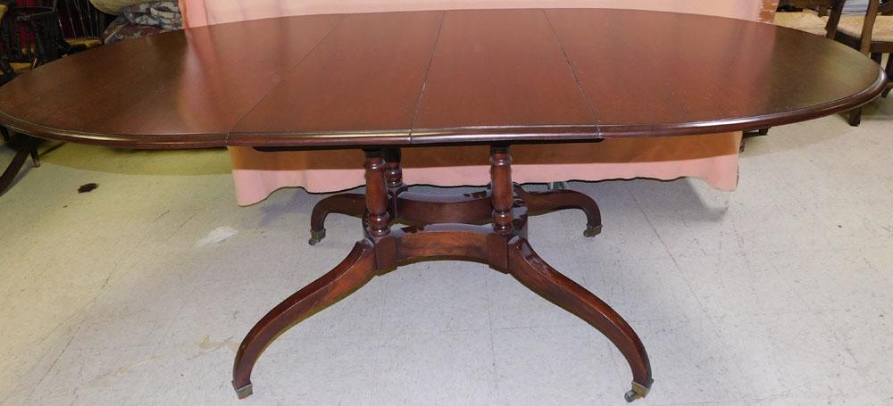 Cherry Oval Dining Room Spider Leg Table W/ 2 Leaves (1 of 3)