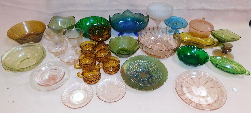Lot Colored Glass Items (1 of 2)