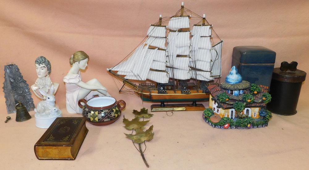 Lot Porcelain - Metal - Wood Decorator Items (1 of 2)