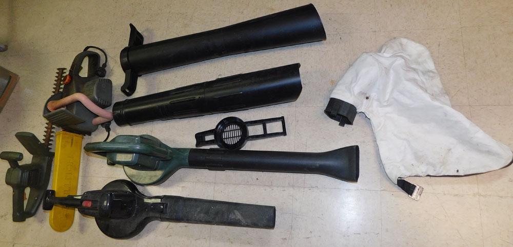 Lot Blowers - Electric Chainsaw (1 of 5)