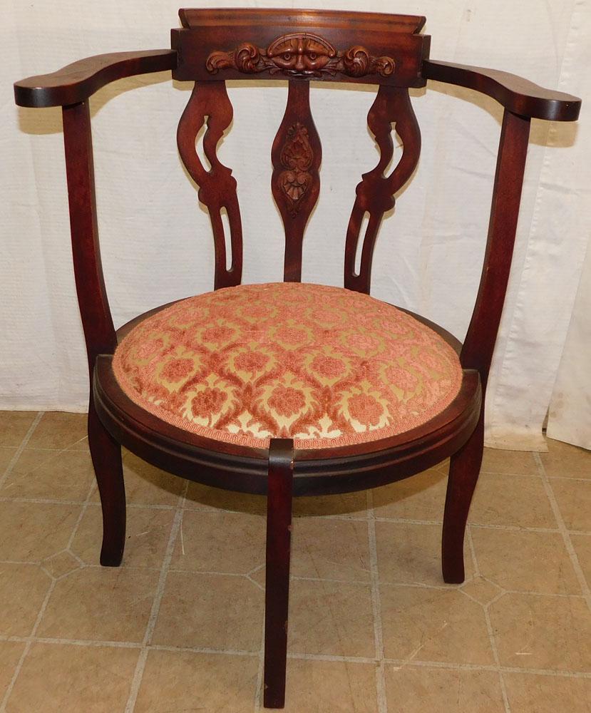 Victorian Mahogany Arm Chair: Victorian Mahogany Arm Chair. 29 1/4" H "ALL DESCRIPTIONS AND ANY CONDITION STATEMENT GIVEN BY LANGSTON AUCTION GALLERY ARE STRICTLY OPINIONS AND LANGSTON'S SHALL HAVE NO RESPONSIBILITY FOR ERRORS OR