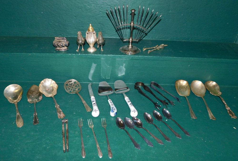 Lot Silver Plate Flatware (1 of 4)