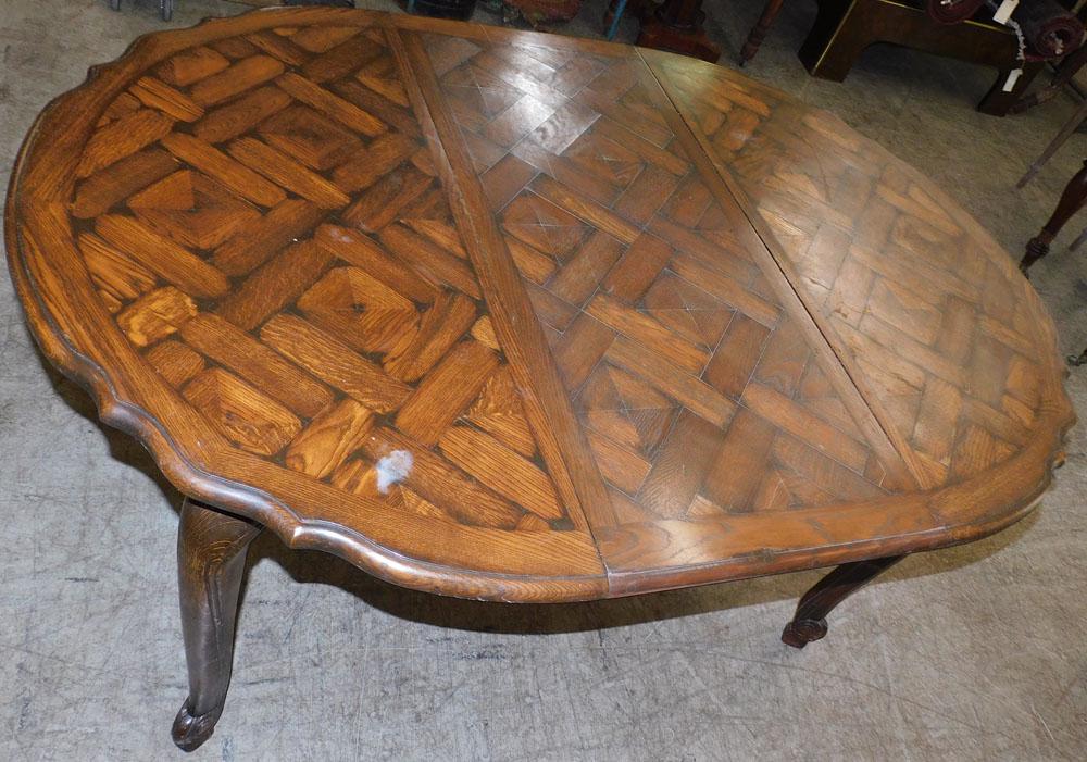 Oak French Style Dining Table W/ 1 Leaf (1 of 3)