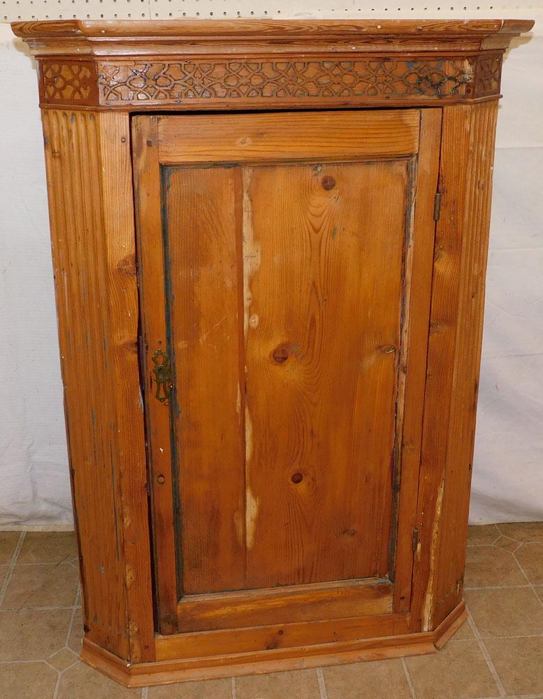 Antique Pine Hanging 1 Door Corner Cabinet (1 of 5)