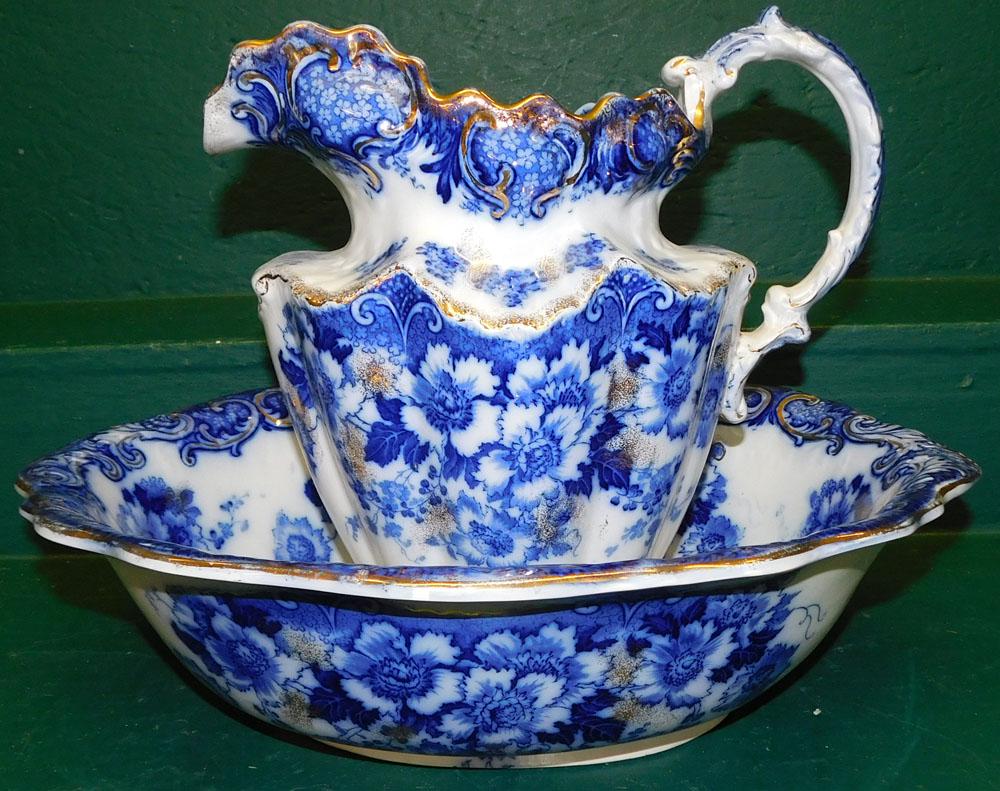 English Flow Blue Porcelain Bowl & Pitcher (1 of 4)