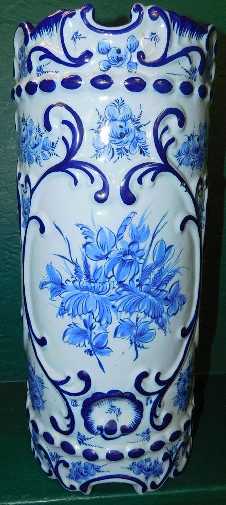 Oriental Porcelain Umbrella Stand (1 of 4)