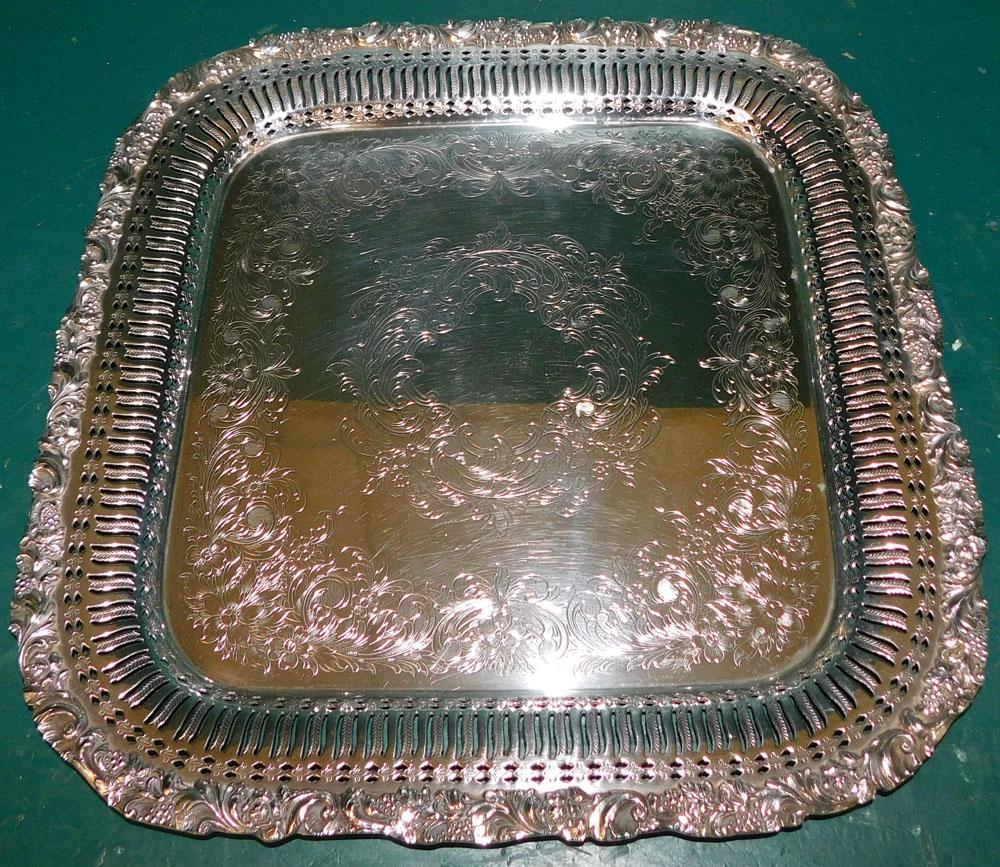 Silver Plate Open Work Tray (1 of 5)
