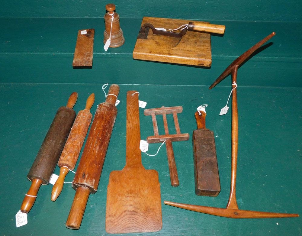 Lot Antique Wooden Country Items (1 of 4)