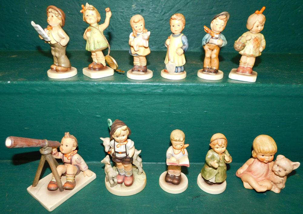 Lot Hummel Figurines (1 of 7)
