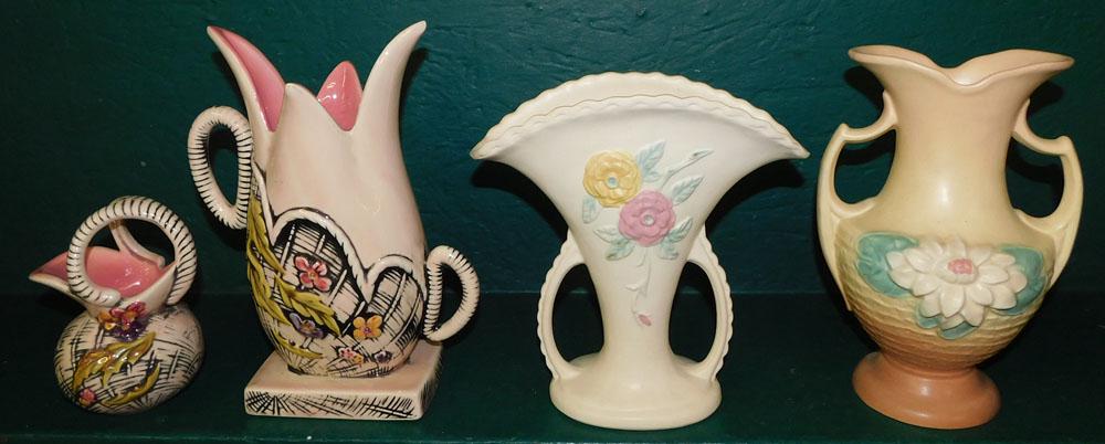 4 Pc Hull Pottery (1 of 4)