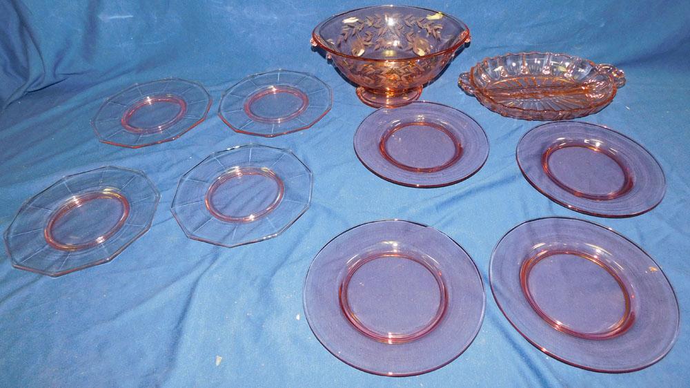 Lot Pink Depression Glass Items (1 of 3)