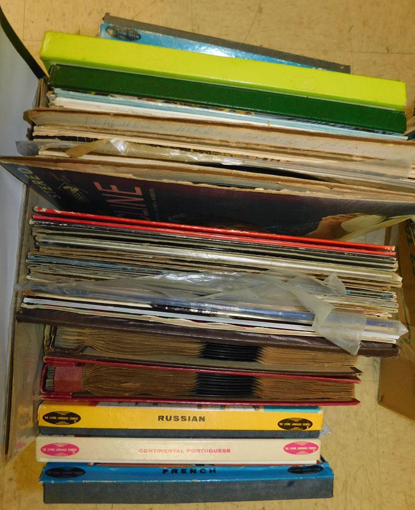 Lot Record Players (1 of 4)