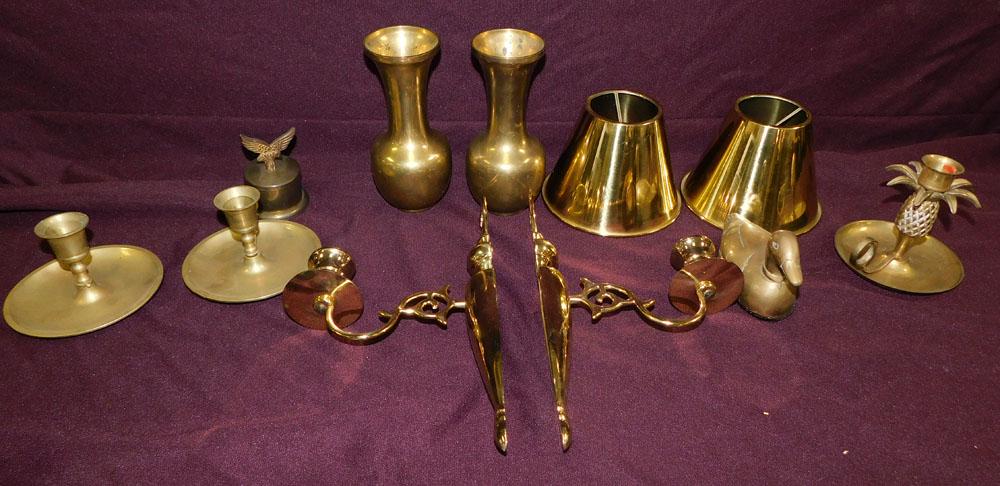 Lot Brass Items: Lot Brass Items. "ALL DESCRIPTIONS AND ANY CONDITION STATEMENT GIVEN BY LANGSTON AUCTION GALLERY ARE STRICTLY OPINIONS AND LANGSTON'S SHALL HAVE NO RESPONSIBILITY FOR ERRORS OR OMISSIONS. THE ABSENCE