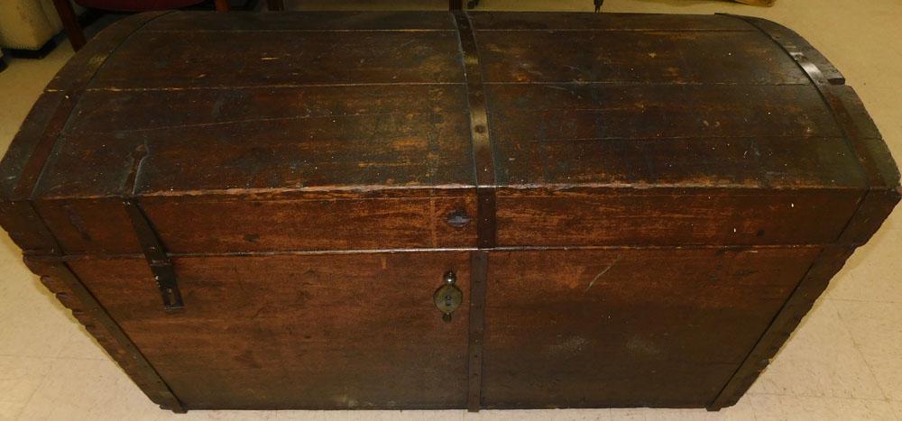 Antique Oak Dove Tail Travel Trunk W. Metal Straps (1 of 3)