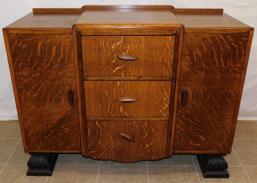 Antique Arts & Craft Quarter Saw Oak Side Board (1 of 4)