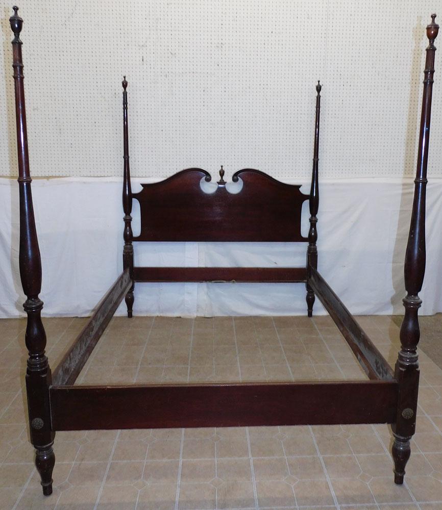 Mahogany Full Size Bed W/ Rails (1 of 4)