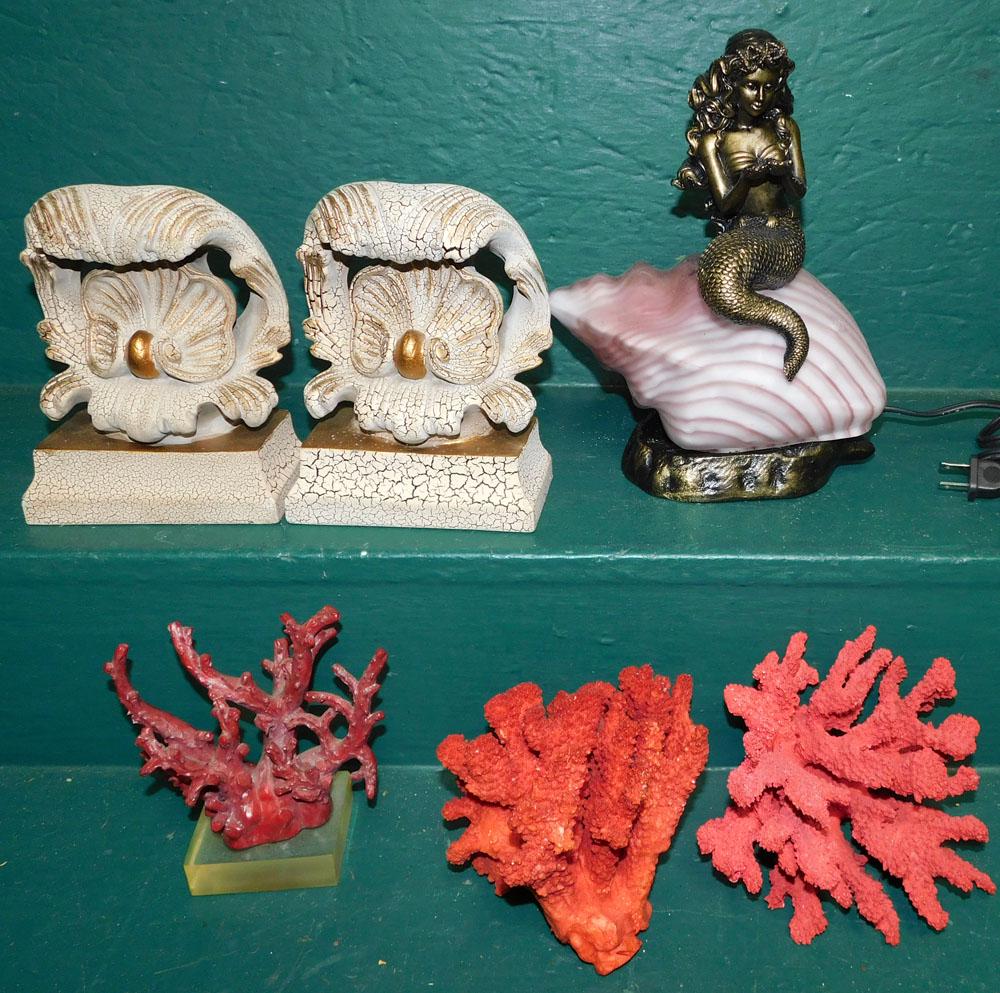 Lot Decorator Items (1 of 2)