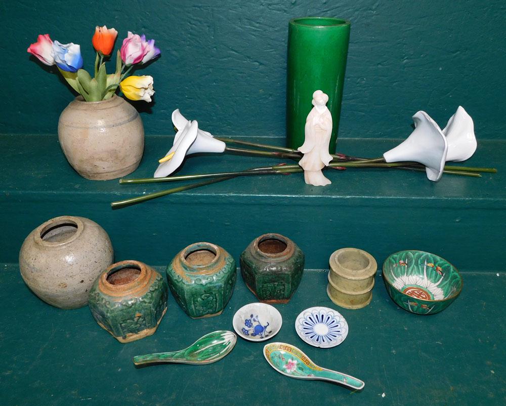 Lot Oriental Jars & Vase & Porcelain Flowers (1 of 3)