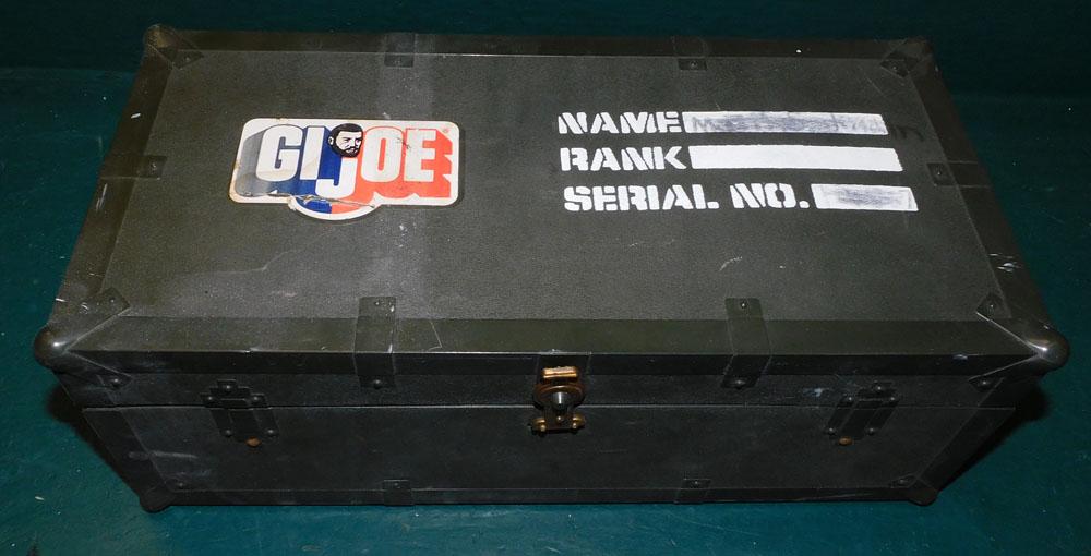GI Joe Trunk W/ Clothes (1 of 3)