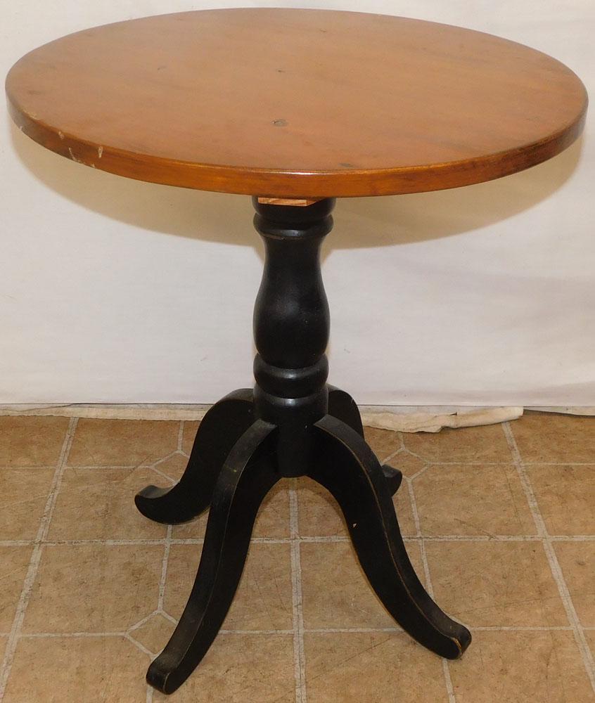 Pine Round Side Whiskey Stand: Pine Round Side Whiskey Stand. 19 1/2" Dia. 23 1/4" H "ALL DESCRIPTIONS AND ANY CONDITION STATEMENT GIVEN BY LANGSTON AUCTION GALLERY ARE STRICTLY OPINIONS AND LANGSTON'S SHALL HAVE NO RESPONSIBILITY 
