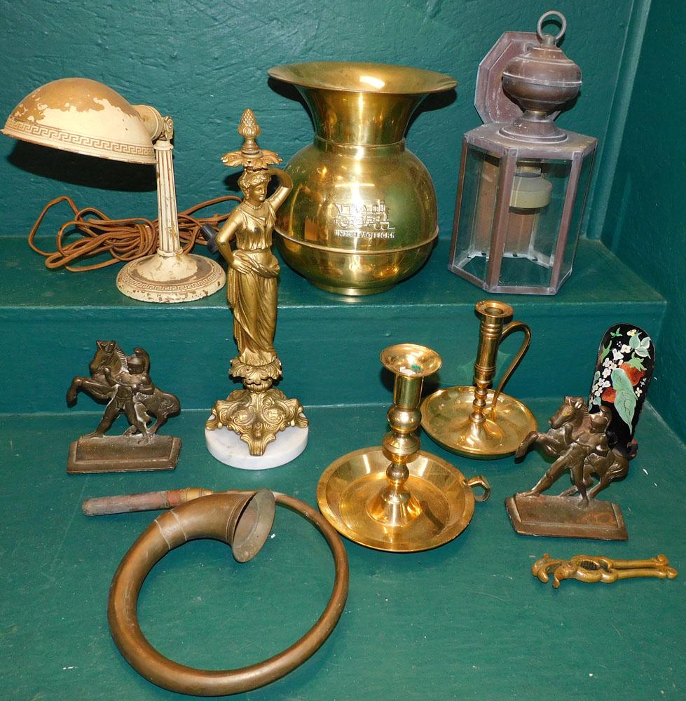 Lot Brass Items (1 of 5)