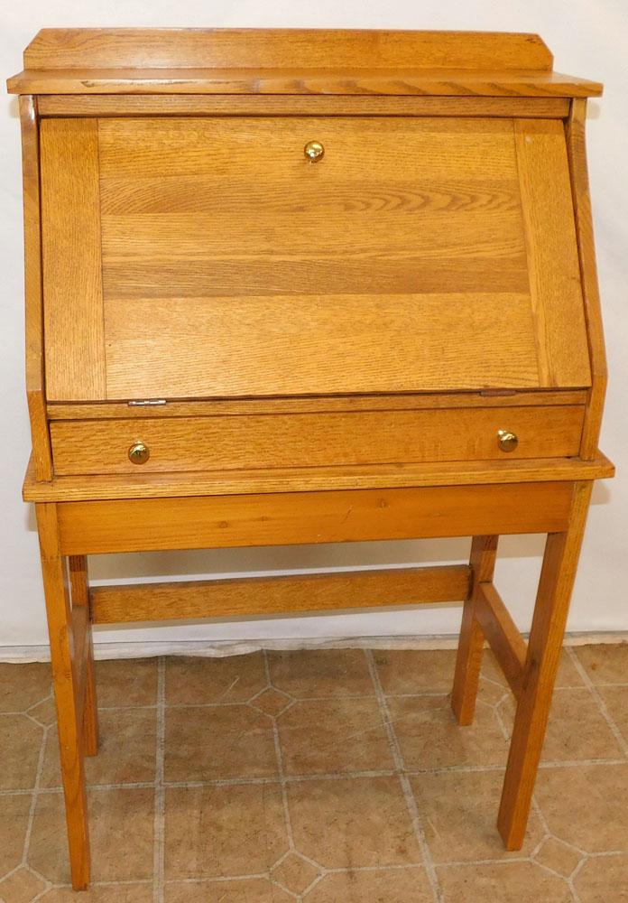 Antique Oak Childs Desk (1 of 3)