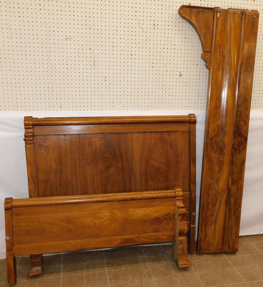 19th C Mahogany Day Bed ( Missing Rail) (1 of 7)