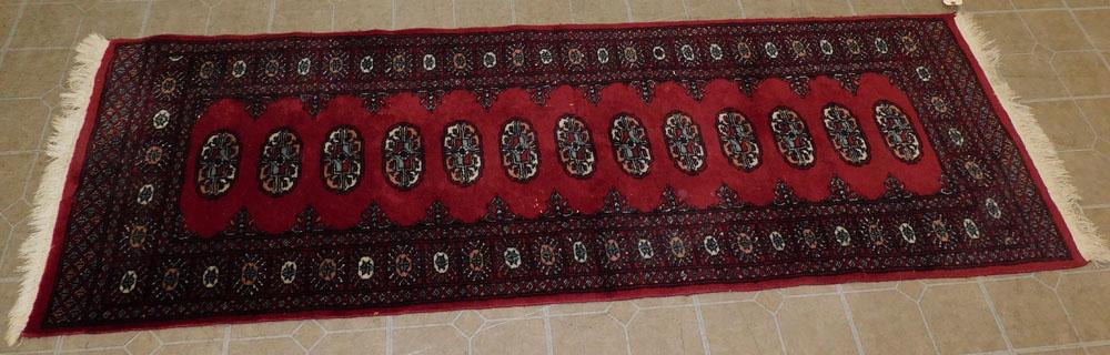 2' 6" x 7' 1" Handmade Oriental Rug (1 of 3)