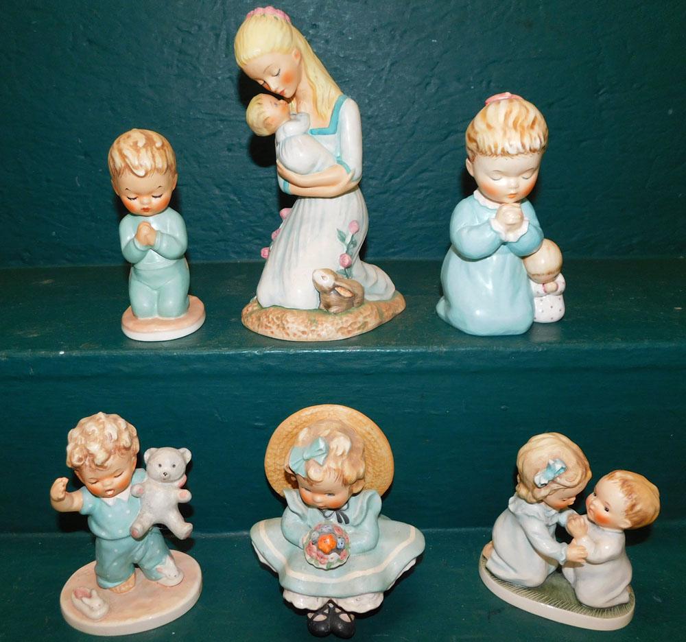 6 Goebel Figurines: 6 Goebel Figurines . ALL DESCRIPTIONS AND ANY CONDITION STATEMENT GIVEN BY LANGSTON AUCTION GALLERY ARE STRICTLY OPINIONS AND LANGSTON'S SHALL HAVE NO RESPONSIBILITY FOR ERRORS OR OMISSIONS. THE ABSEN