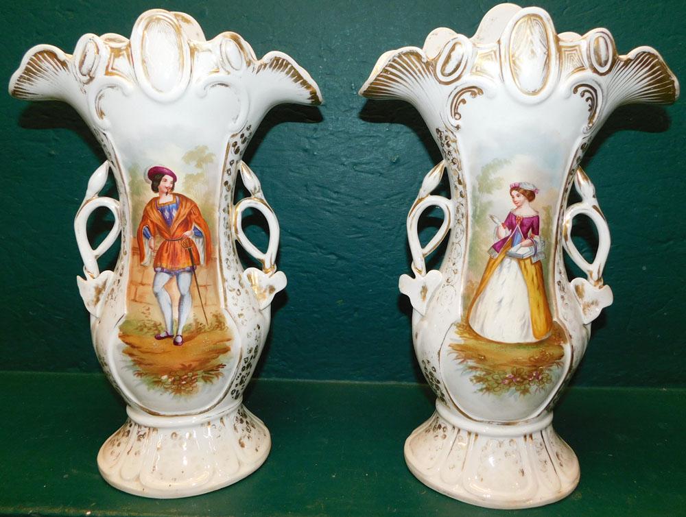 Pair of Hand Painted Old Paris Porcelain Fan Vases (1 of 2)