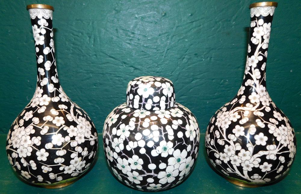 2 Cloisonne Water Bottles & Porcelain Ginger Jar (1 of 2)