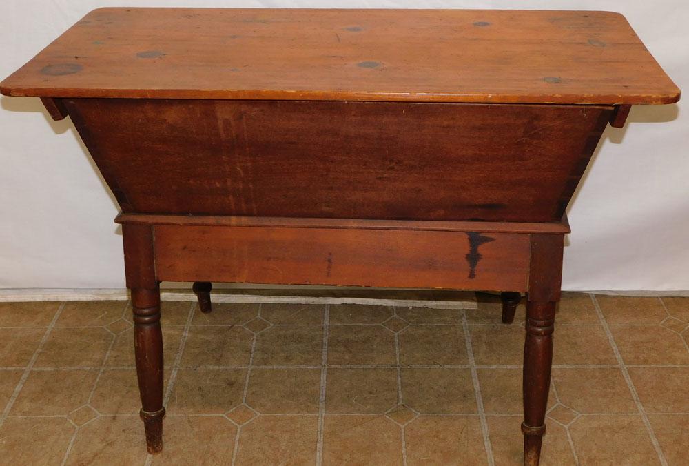 Antique Cherry Dough Box with Lid (1 of 4)