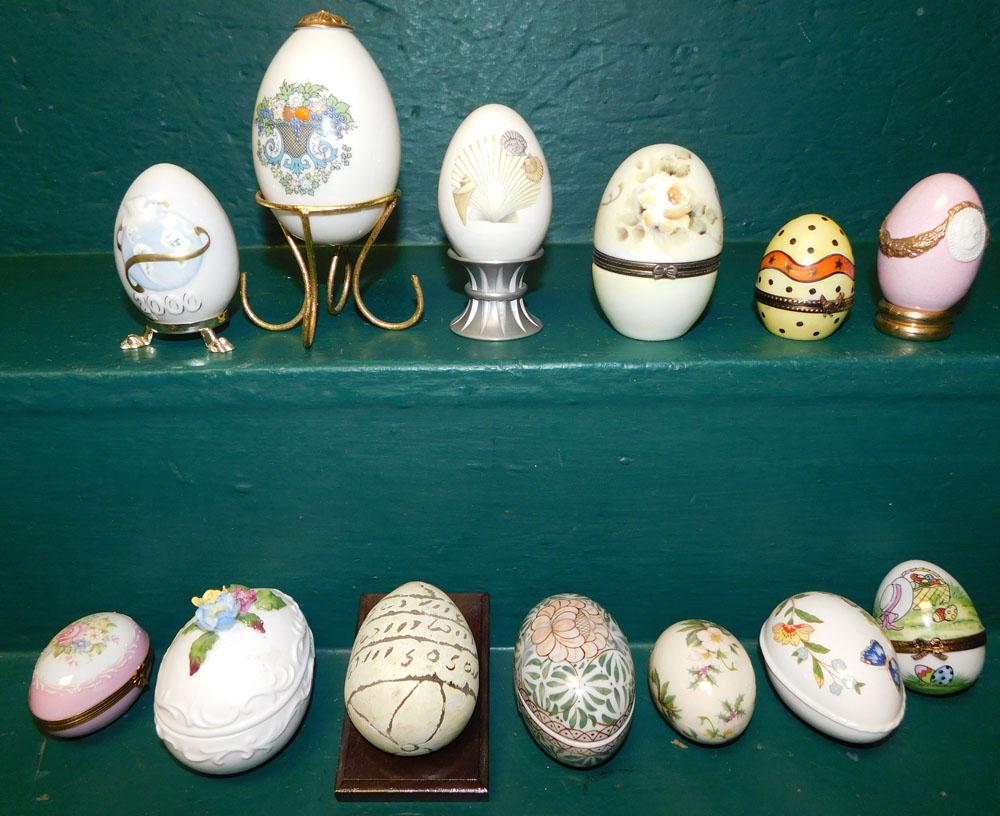 Lot of Painted Porcelain Eggs & Battersea Boxes: Lot of Painted Porcelain Eggs & Battersea Boxes. ALL DESCRIPTIONS AND ANY CONDITION STATEMENT GIVEN BY LANGSTON AUCTION GALLERY ARE STRICTLY OPINIONS AND LANGSTON'S SHALL HAVE NO RESPONSIBILITY FOR ER