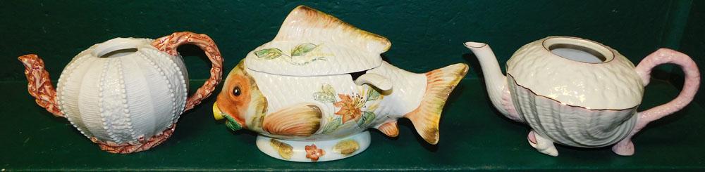 Lot of Seashell Porcelain Teapots & Fish Tureen: Lot of Seashell Porcelain Teapots & Fish Tureen. ALL DESCRIPTIONS AND ANY CONDITION STATEMENT GIVEN BY LANGSTON AUCTION GALLERY ARE STRICTLY OPINIONS AND LANGSTON'S SHALL HAVE NO RESPONSIBILITY FOR ER