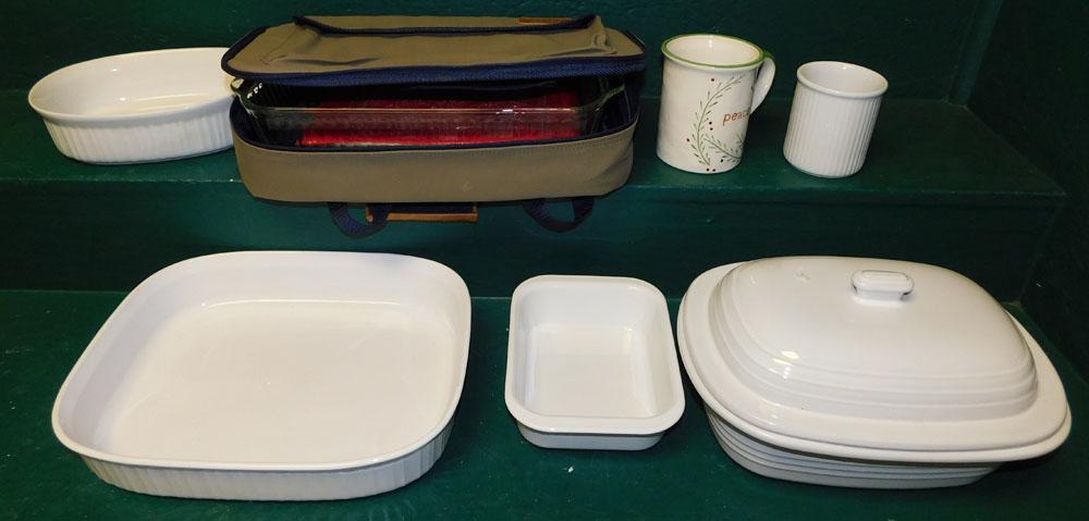 Lot of Porcelain Casseroles: Lot of Porcelain Casseroles . ALL DESCRIPTIONS AND ANY CONDITION STATEMENT GIVEN BY LANGSTON AUCTION GALLERY ARE STRICTLY OPINIONS AND LANGSTON'S SHALL HAVE NO RESPONSIBILITY FOR ERRORS OR OMISSIONS. 