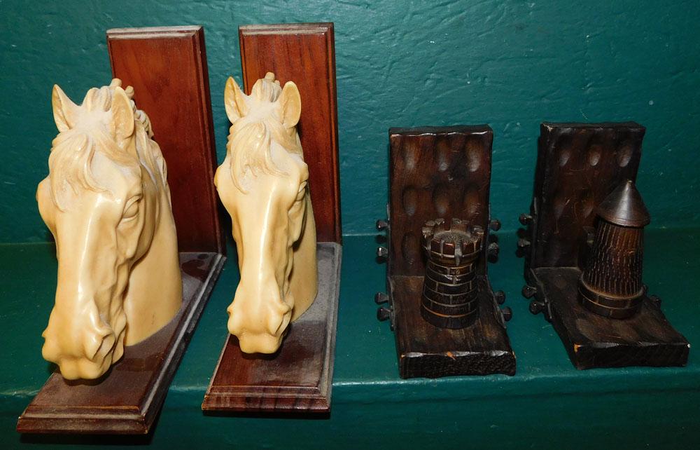 Lot of Bookends: Lot of Bookends. ALL DESCRIPTIONS AND ANY CONDITION STATEMENT GIVEN BY LANGSTON AUCTION GALLERY ARE STRICTLY OPINIONS AND LANGSTON'S SHALL HAVE NO RESPONSIBILITY FOR ERRORS OR OMISSIONS. THE ABSENCE O