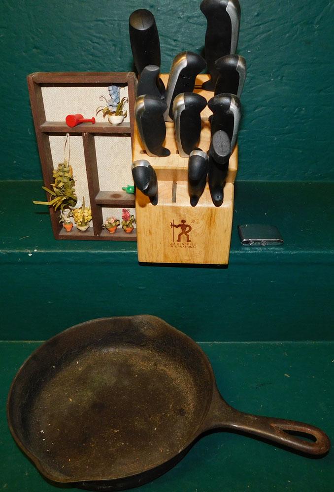 Lot of Cast Iron Skillet, Knives, & Miscellaneous Jewelry Items (1 of 4)