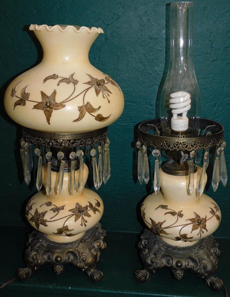 2 Gone With The Wind Style Lamps, (1 Missing Shade) (1 of 3)