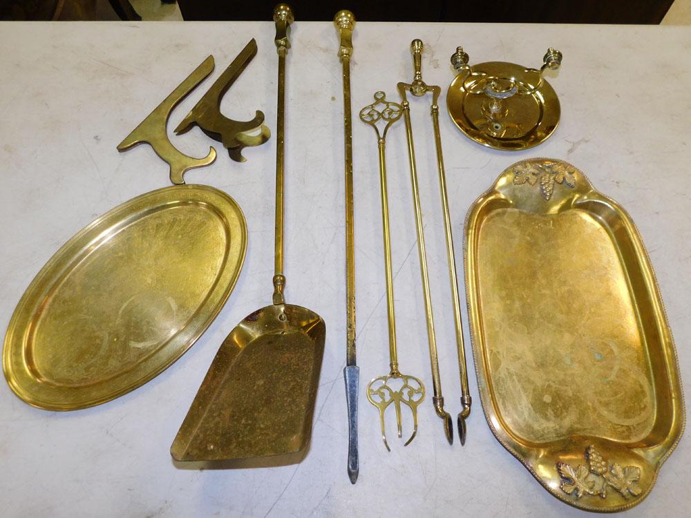 Lot of Brass Items: Lot of Brass Items . ALL DESCRIPTIONS AND ANY CONDITION STATEMENT GIVEN BY LANGSTON AUCTION GALLERY ARE STRICTLY OPINIONS AND LANGSTON'S SHALL HAVE NO RESPONSIBILITY FOR ERRORS OR OMISSIONS. THE ABSEN