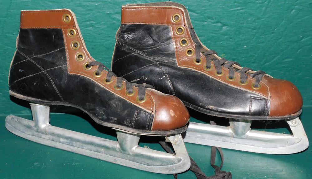 Pair of Vintage Ice Skates (1 of 3)