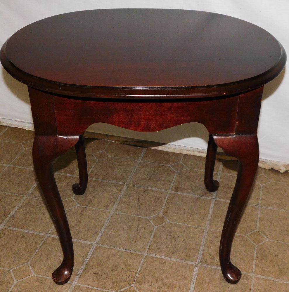 Cherry Oval Queen Anne Style End Table (1 of 2)