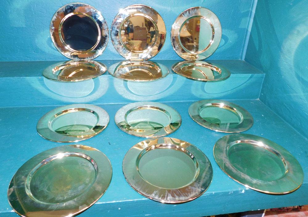 Lot Brass Chargers: Lot Brass Chargers. 11 3/4" Dia. ALL DESCRIPTIONS AND ANY CONDITION STATEMENT GIVEN BY LANGSTON AUCTION GALLERY ARE STRICTLY OPINIONS AND LANGSTON'S SHALL HAVE NO RESPONSIBILITY FOR ERRORS OR OMISSION