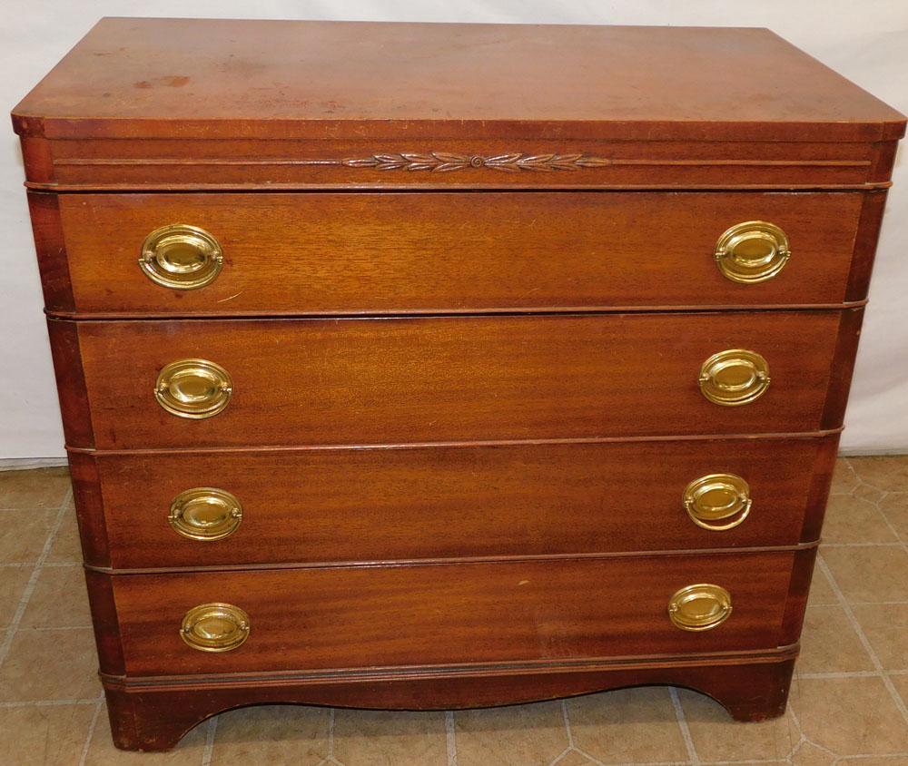 Mahogany 4 Drawer Chest By Mengel Furniture: Mahogany 4 Drawer Chest By Mengel Furniture. 34 3/4" W 19 1/4" D 31 3/4" H ALL DESCRIPTIONS AND ANY CONDITION STATEMENT GIVEN BY LANGSTON AUCTION GALLERY ARE STRICTLY OPINIONS AND LANGSTON'S SHALL HAV