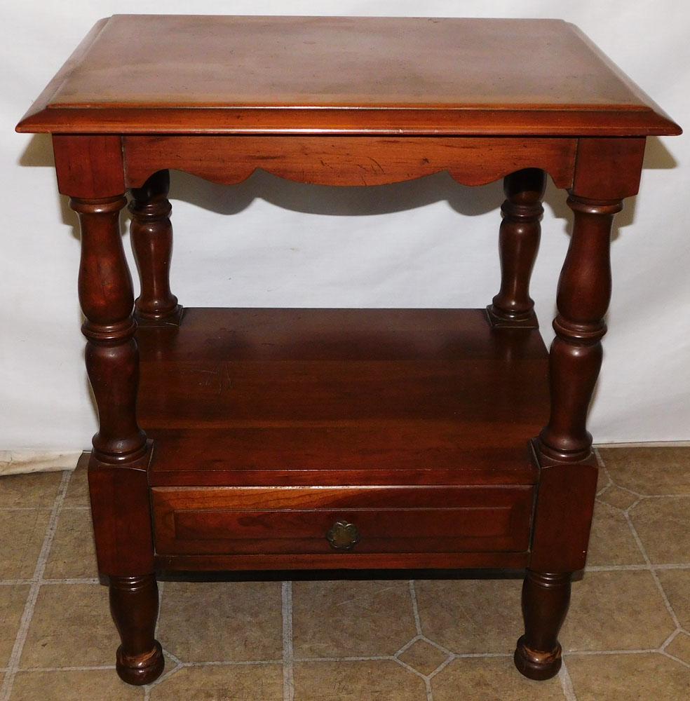 Cherry 1 Drawer Night Stand (1 of 3)