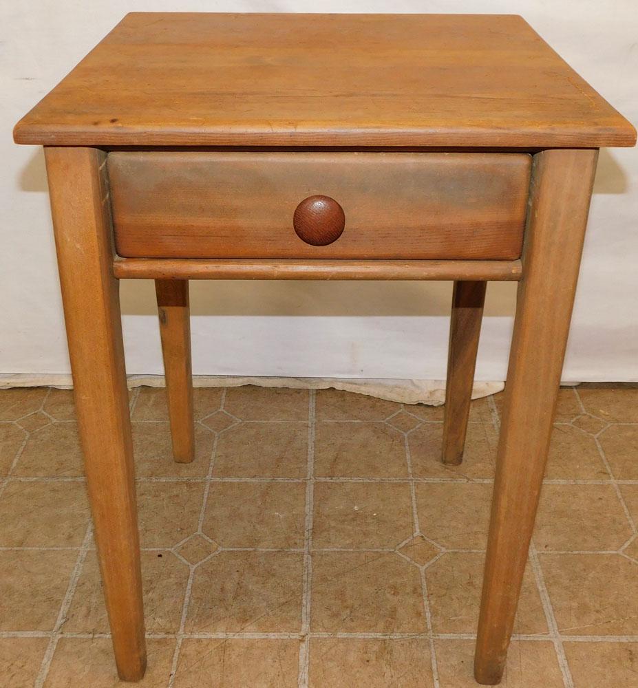 Pine 1 Drawer Stand (1 of 4)