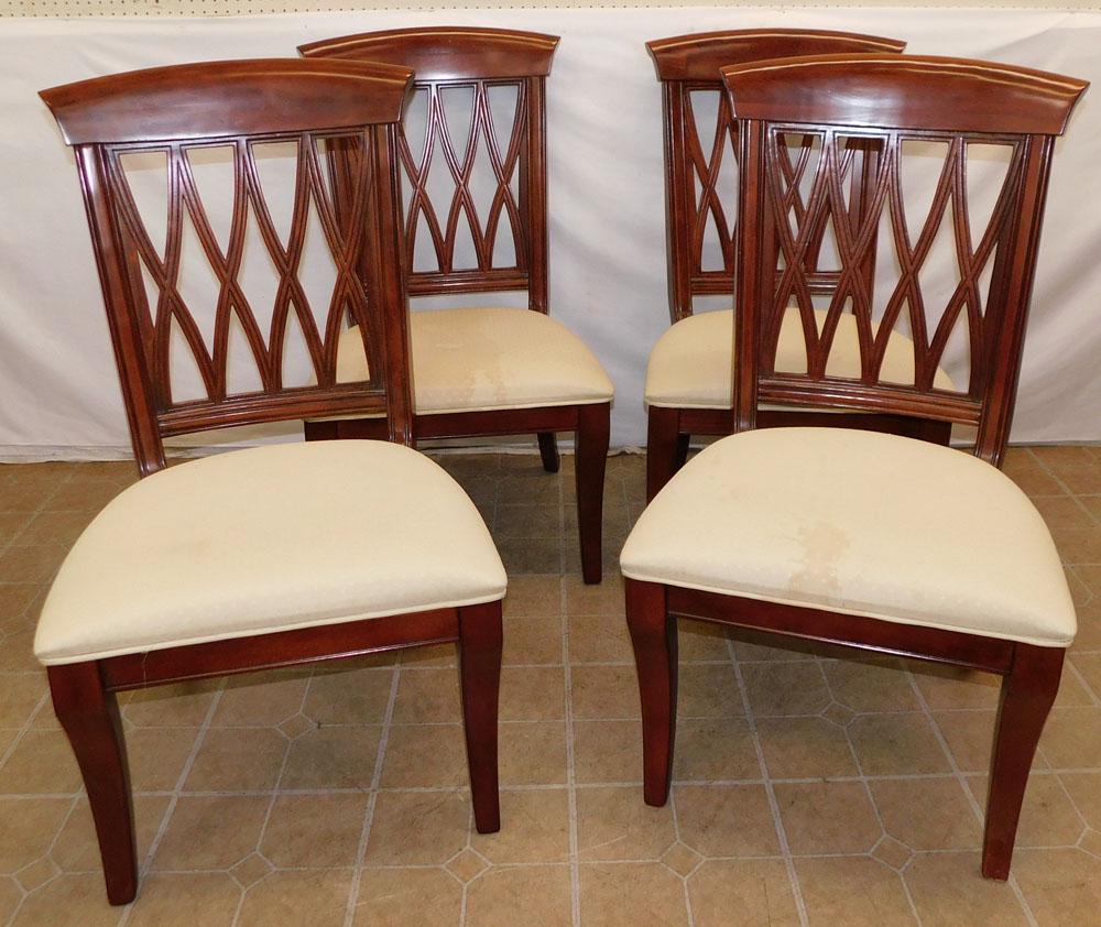 Set of 4 Mahogany Dining Chairs: Set of 4 Mahogany Dining Chairs . 41 3/4" H ALL DESCRIPTIONS AND ANY CONDITION STATEMENT GIVEN BY LANGSTON AUCTION GALLERY ARE STRICTLY OPINIONS AND LANGSTON'S SHALL HAVE NO RESPONSIBILITY FOR ERRORS