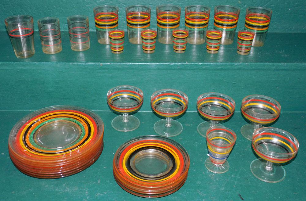 33 Pieces of Mid Century Anchor Hocking Multi-Color Stripe Glass: 33 Pieces of Mid Century Anchor Hocking Multi-Color Stripe Glass . ALL DESCRIPTIONS AND ANY CONDITION STATEMENT GIVEN BY LANGSTON AUCTION GALLERY ARE STRICTLY OPINIONS AND LANGSTON'S SHALL HAVE NO RES