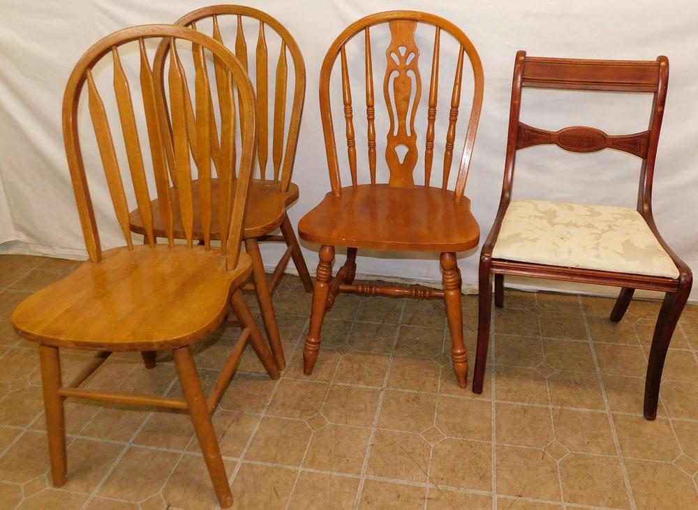 Lot of 4 Side Chairs (1 of 2)